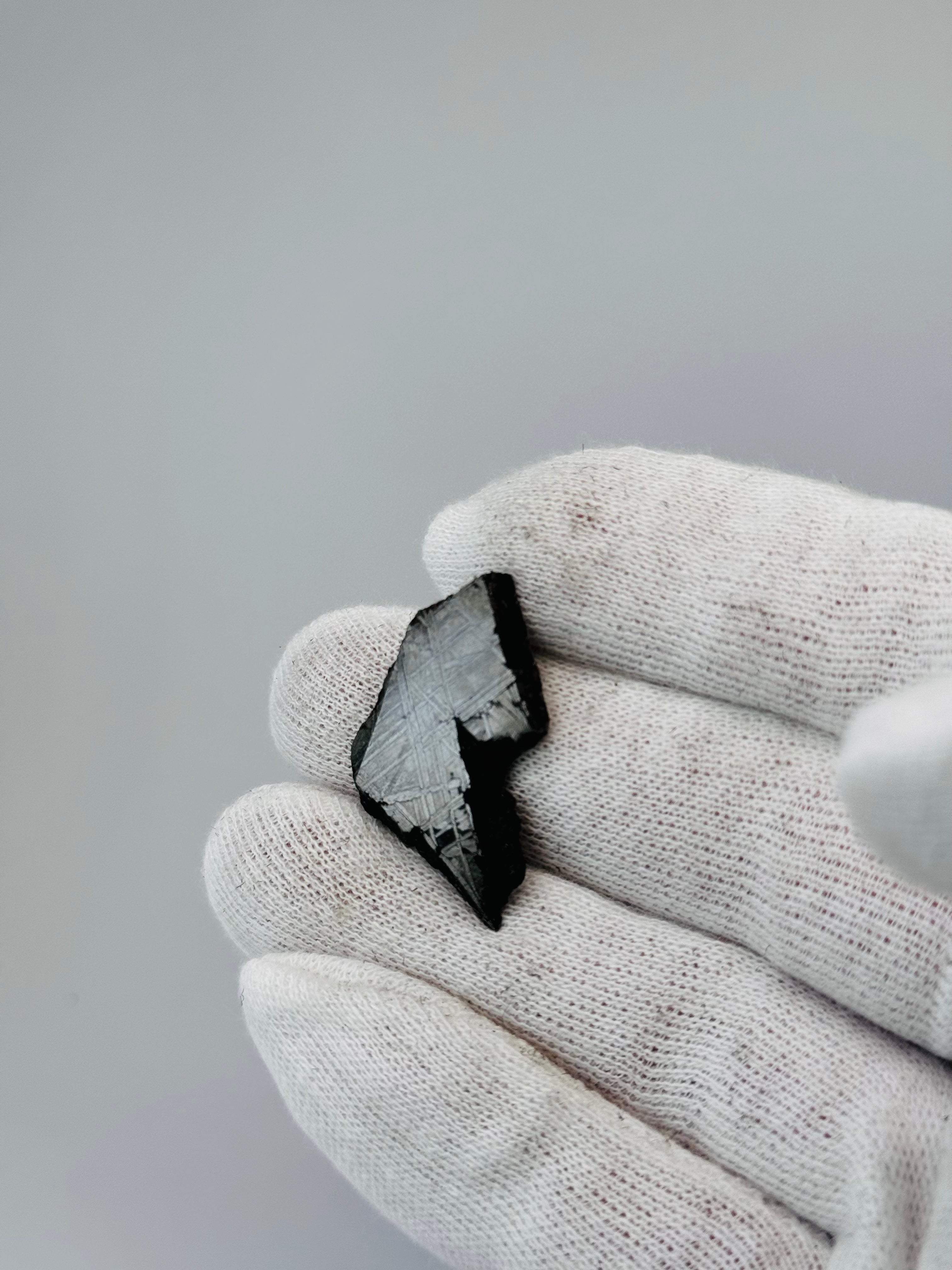 Muonionalusta Meteorite, Sweden. 9,45 grams.