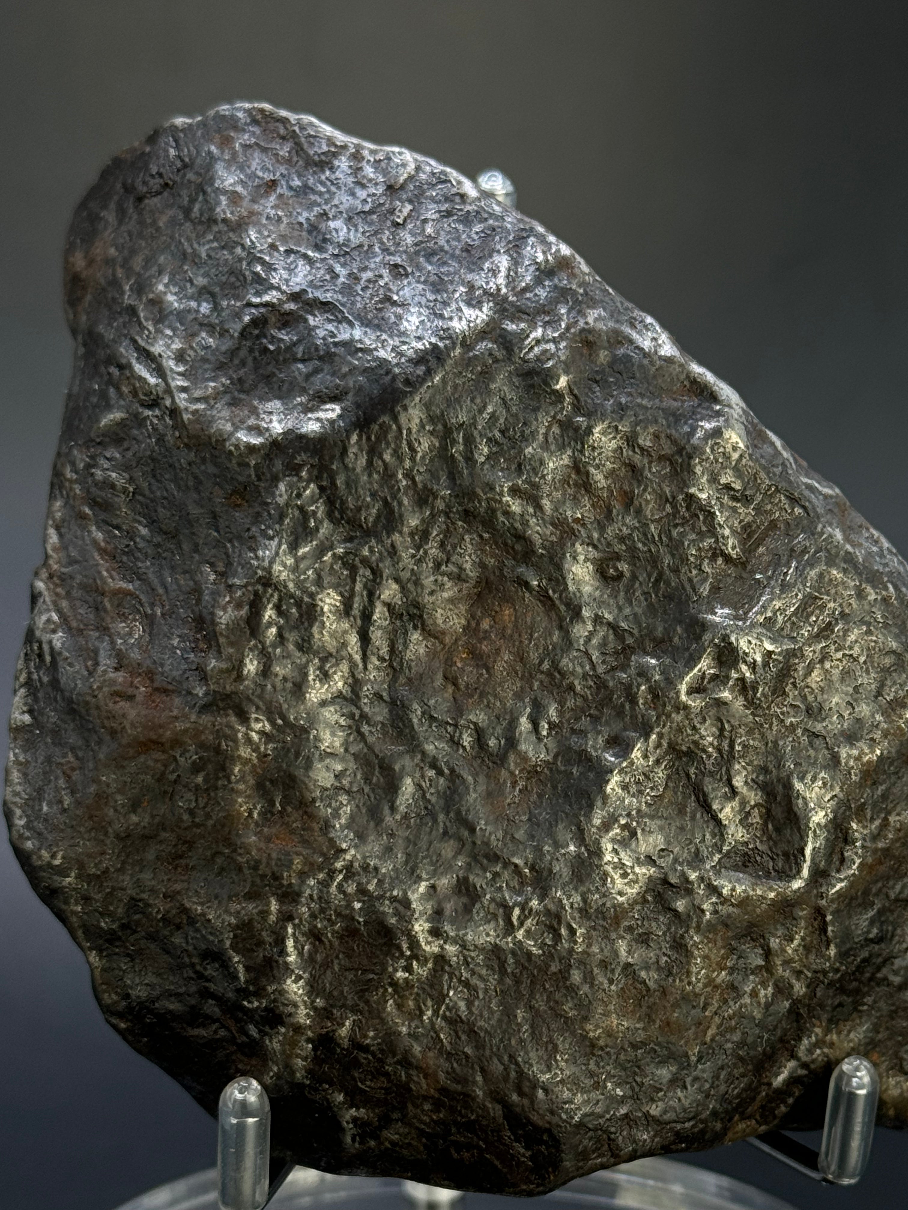 Muonionalusta meteorite, Sweden. Full meteorite, 1217 grams.